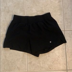 BLACK RUNNING SHORTS
